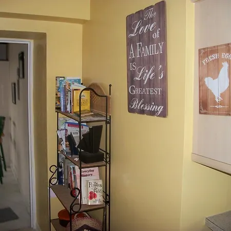 La Grande Metairie Hotel