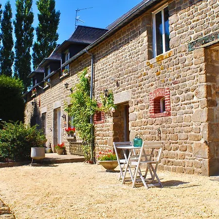 La Grande Metairie Hotel Fougerolles-du-Plessis